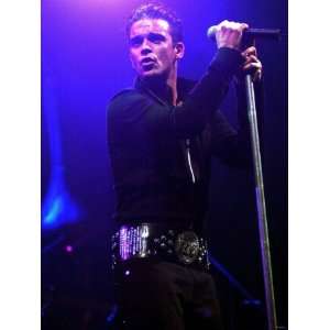 Robbie Williams in Concert in Birmingham, October 2000 Photographic 