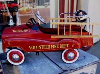 GEARBOX Metal Volunteer Fire Dept TOY Mini Fire Truck  