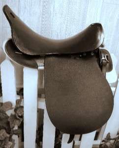 Trooper style Western Trail Training Saddle Brown 17  
