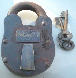 Cast Iron Alcatraz Penitentiary Prison Padlock Lock Key  