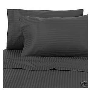 , QUEEN Size. EIGHT (8) Piece DOWN ALTERNATIVE Comforter BED IN A BAG 