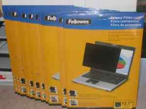 Fellowes 12.1 Notebook/LCD Privacy Filter ~ 48008  
