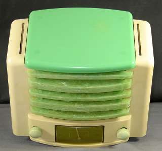 Kadette Classic Cream w/ Green Vacuum Tube Radio  