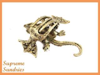 Stunning 3D Charms Chameleon Lizard Hair Clip Claw 544  