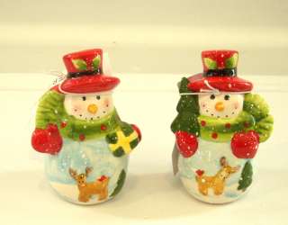 Snowman Salt and Pepper Shaker Christmas Décor NEw 39322  