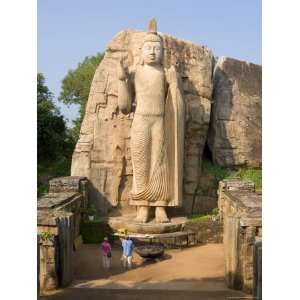 Giant Statue Dating from the 5th Century, Aukana, Sri Lanka Premium 