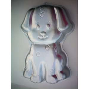  Wilton Spotted Puppy Dog Cake Pan    1993    RETIRED 